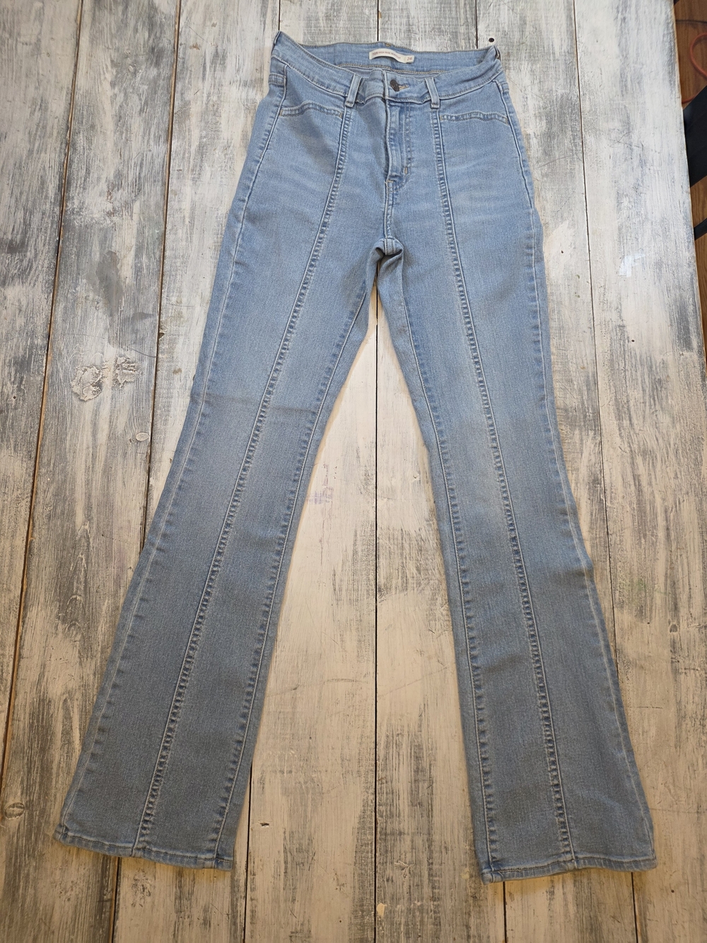 Levi's 725 Light Blue Women's High Rise Bootcut Jeans sz 26